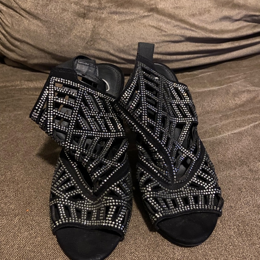 Candie's Black Heels with Art Deco Design